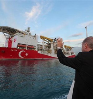 Turkish drilling ship